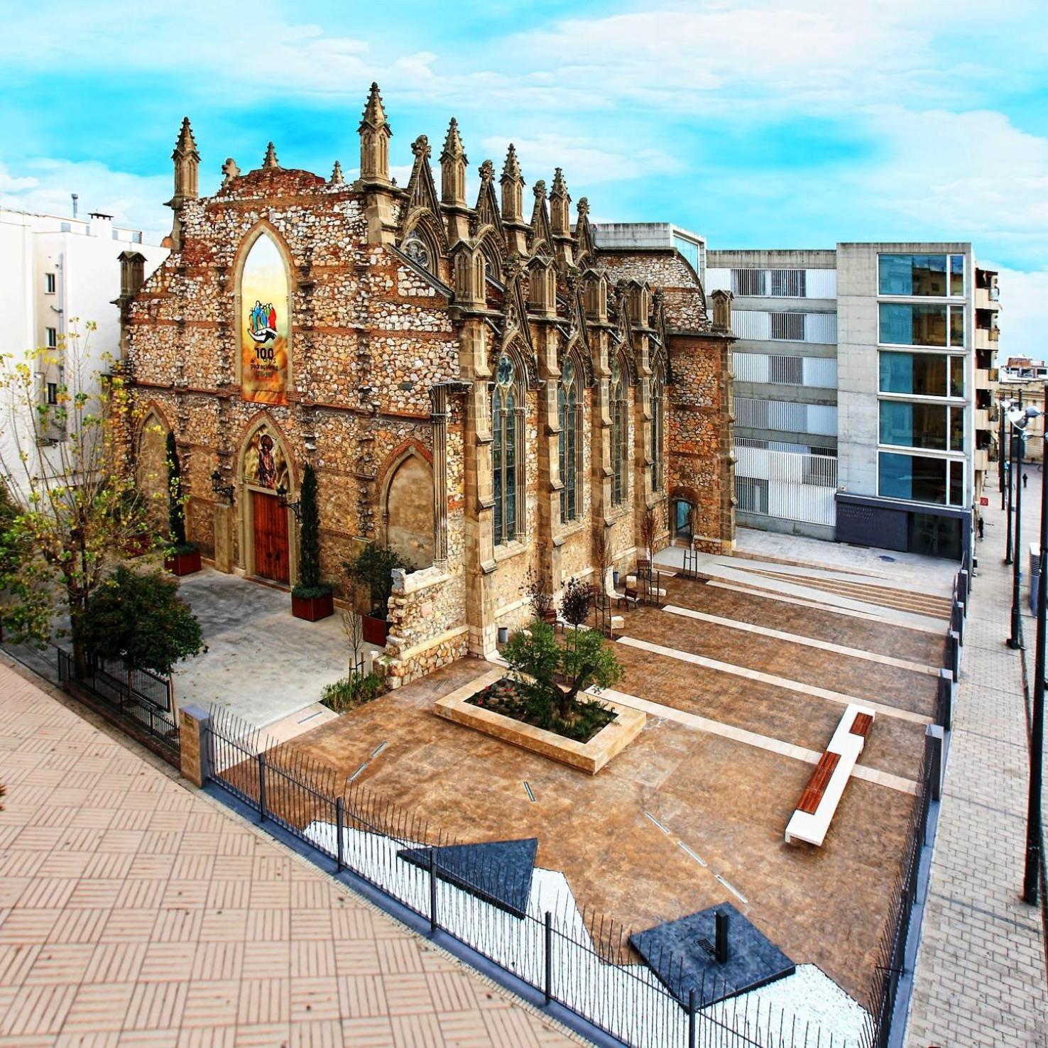 Hotel Residencia Universitaria Sant Joan Reus Exterior foto